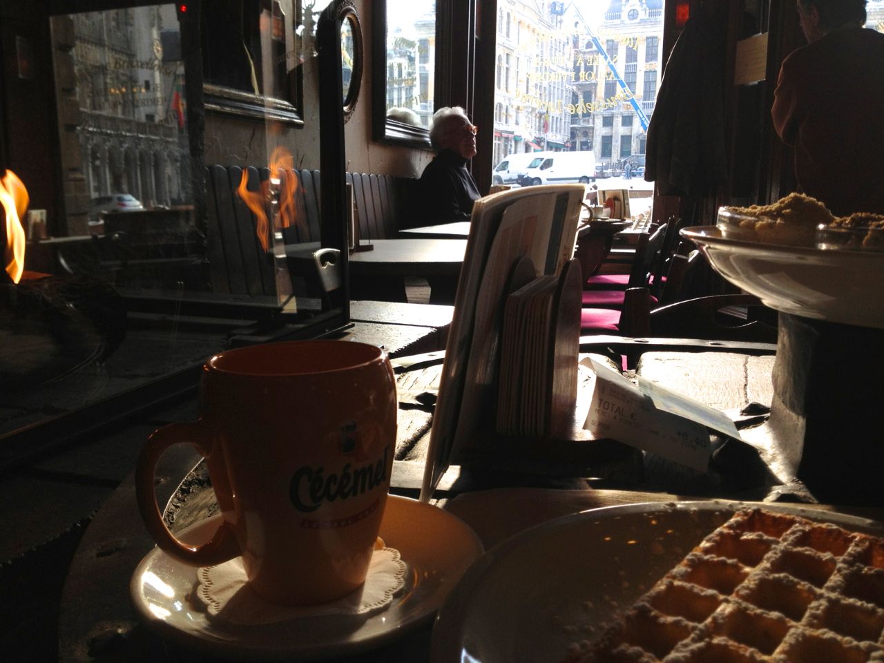 Brussels: Settling into the European routine with a chocolat chaud and waffle