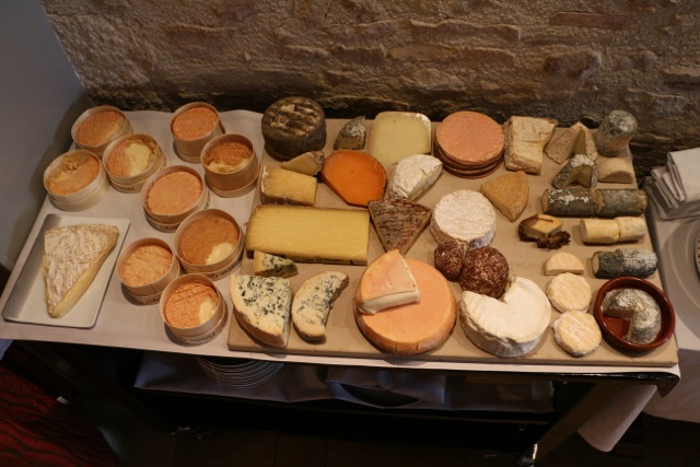 Beaune: cheese plate at Bernard Loiseau