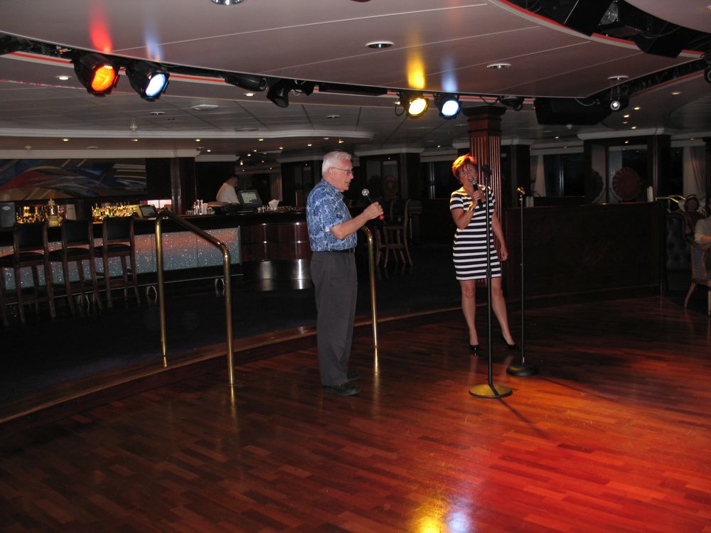 Lou and Lori karaoke
